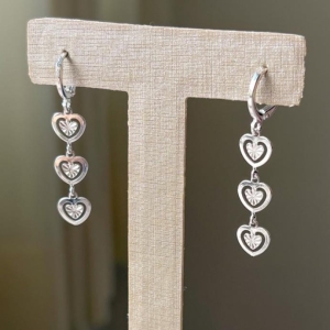 BRINCO CORAÇÕES DIAMANTADOS B. PRATA