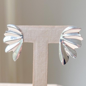 BRINCO ESTILO EAR CUFF ASAS B. PRATA