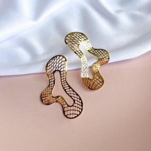 BRINCO ORGÂNICO ASIMMÉTRICO TELINHA B. OURO LV2