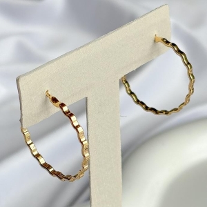 BRINCO P ARGOLA ONDULADA TARRAXA B. OURO