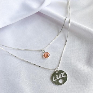 COLAR DUPLO MEDALHA LUZ + PEDRA B. PRATA