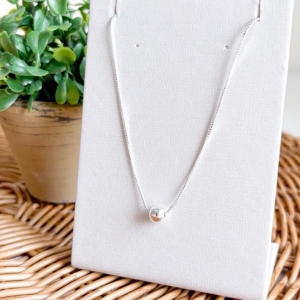 COLAR DELICADO VENEZ. 1 ESFERA B. PRATA
