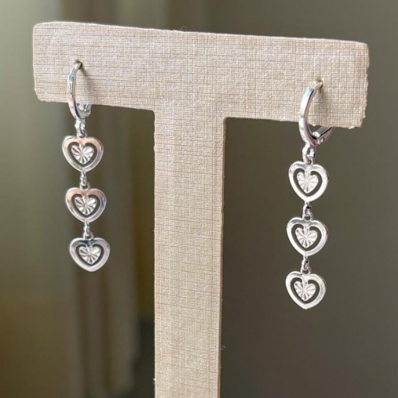 BRINCO CORAÇÕES DIAMANTADOS B. PRATA