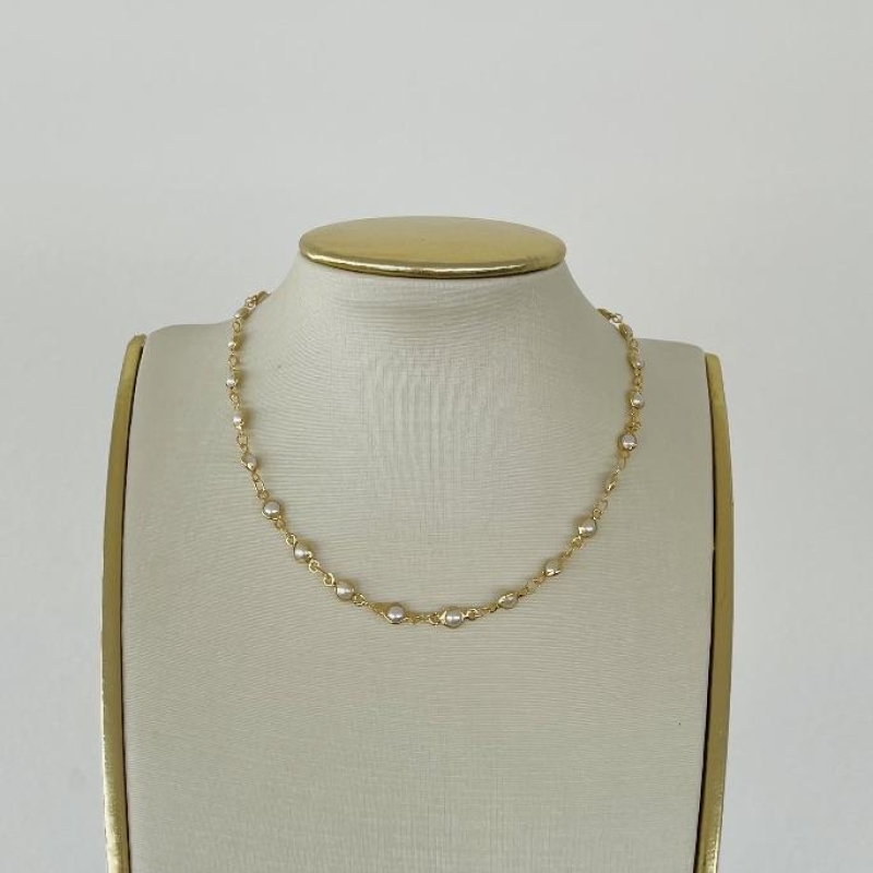 COLAR CHOKER PÉROLAS