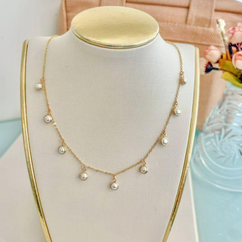 COLAR CHOKER PÉROLAS PENDURICALHO B. OURO