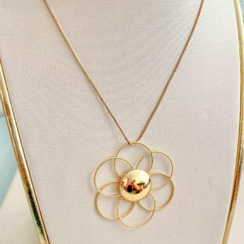 COLAR VENEZ. 45 CM FLOR GRANDE VAZADA B. OURO