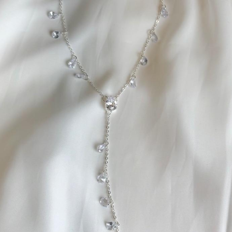 COLAR Y LUXO GOTAS DE ZIRCÔNIA PENDURICALHO B. PRATA