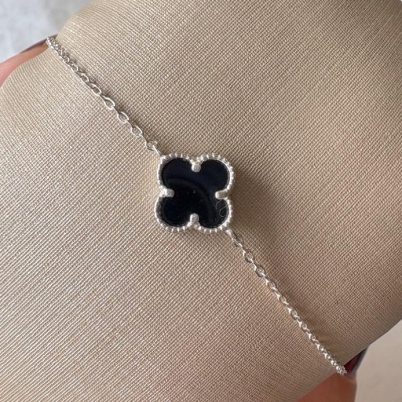 PULSEIRA TREVO UNICO PRETO PRATA