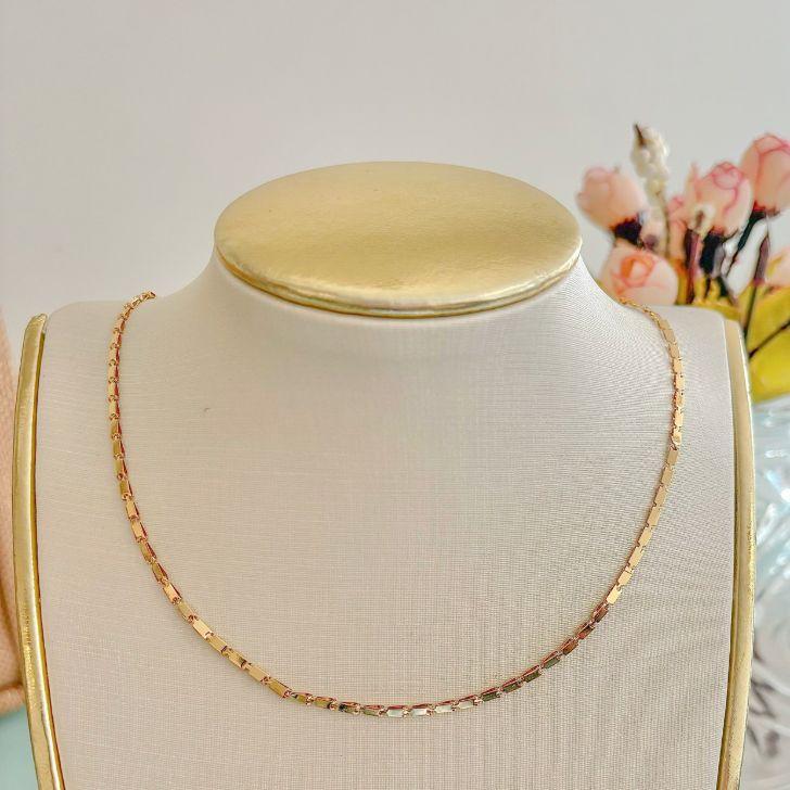 CHOKER FINA CHAPAS RETANGULARES B. OURO