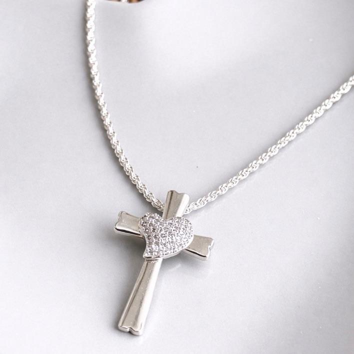 COLAR ELO BAIANO CRUZ LISA + CORAÇÃO CRAVEJADO B. PRATA