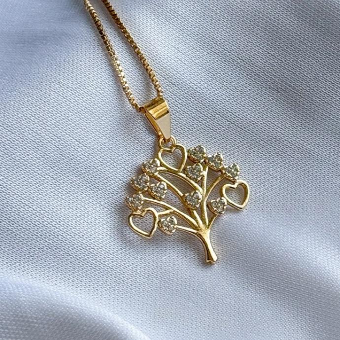COLAR VENEZ. DELICADO ARVORE DA VIDA FOLHAS DE CORAÇÕES CRISTAL B. OURO