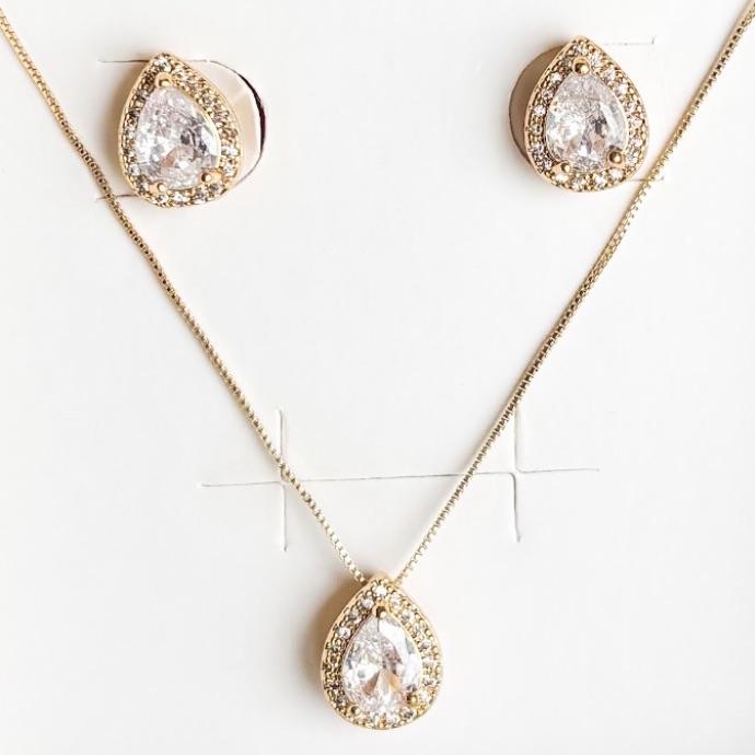 CONJUNTO DELICADO GOTA CRISTAL CRAVEJADA B. OURO