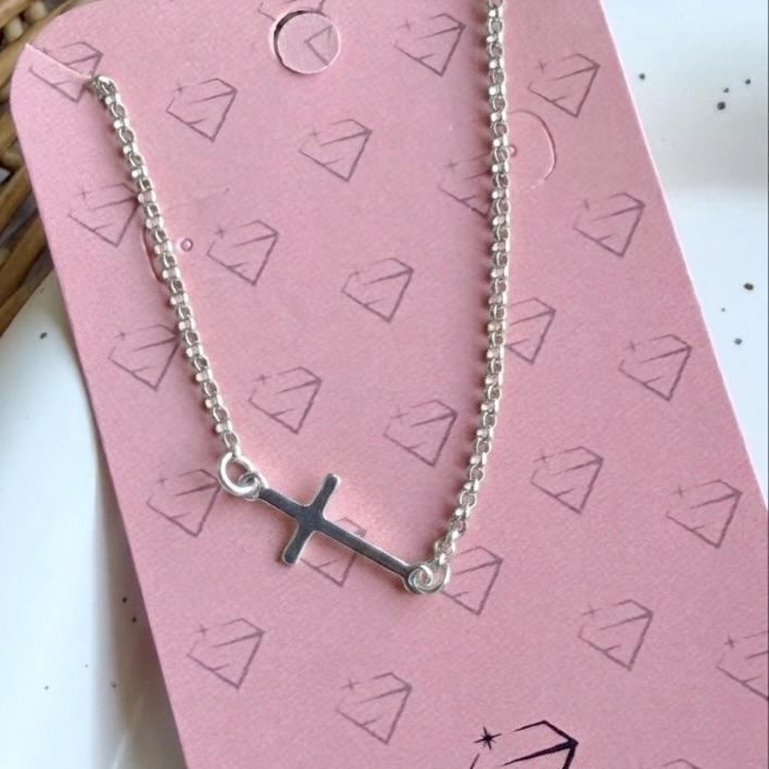 PULSEIRA DELICADA CRUZ LISA B. PRATA